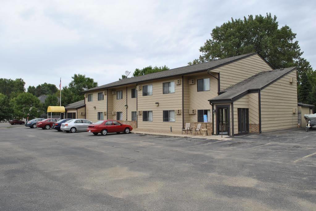 Waconia Inn And Suites المظهر الخارجي الصورة