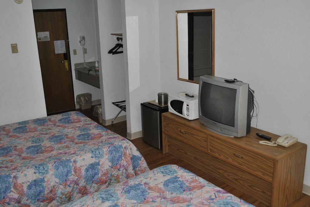 Waconia Inn And Suites المظهر الخارجي الصورة