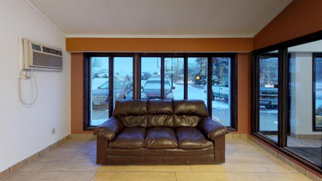 Waconia Inn And Suites المظهر الخارجي الصورة