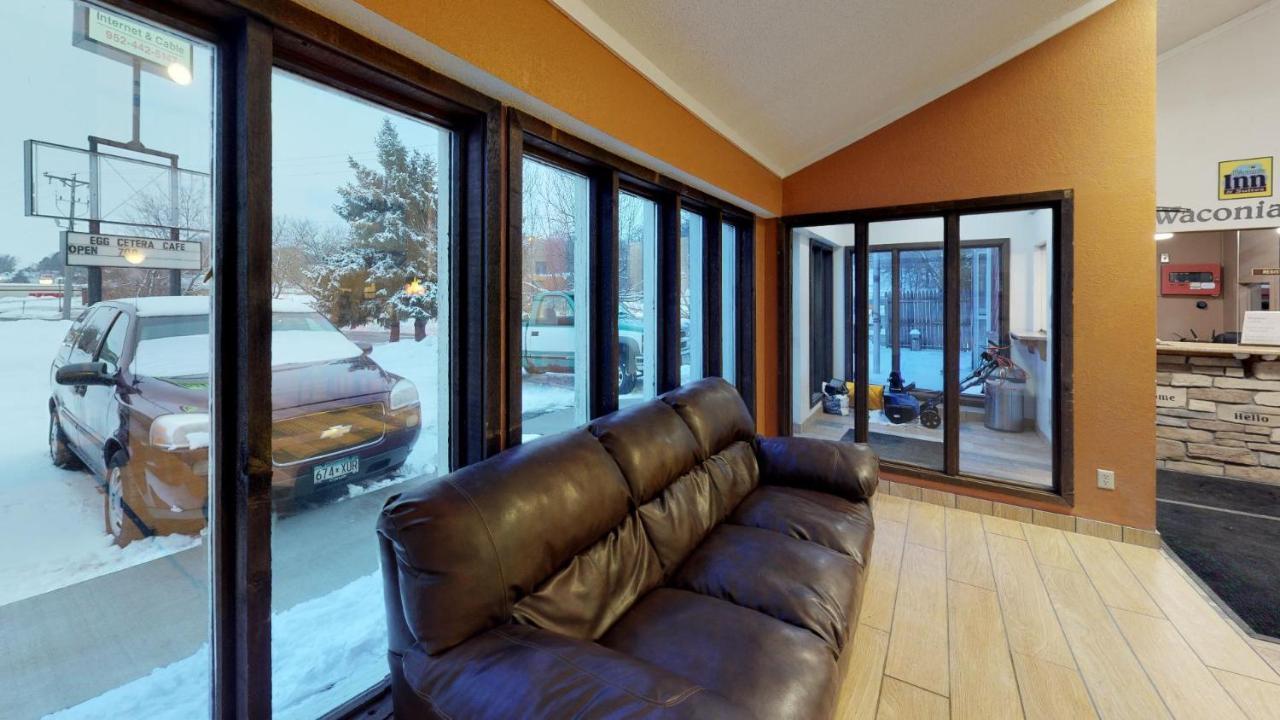 Waconia Inn And Suites المظهر الخارجي الصورة